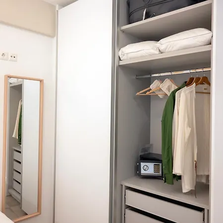 La Cave Apartment Volos